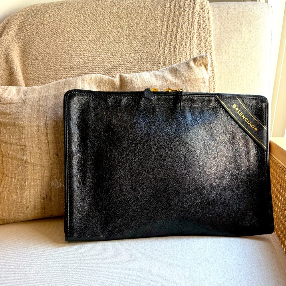 NEW BALENCIAGA Calfskin clutch/laptop bag black 466685